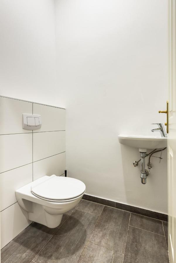 Classy And Elegant Apartments In A Calm Area 비엔나 외부 사진