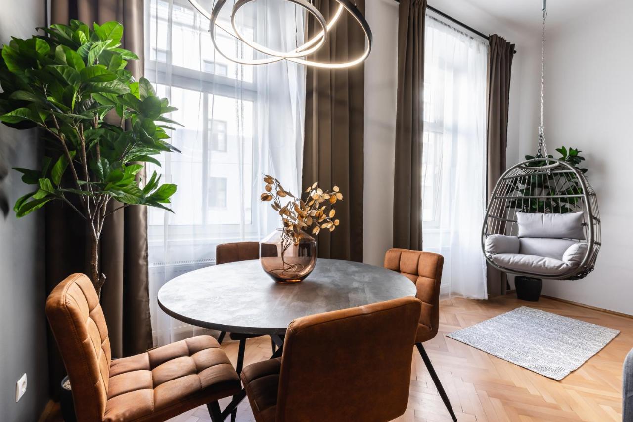 Classy And Elegant Apartments In A Calm Area 비엔나 외부 사진