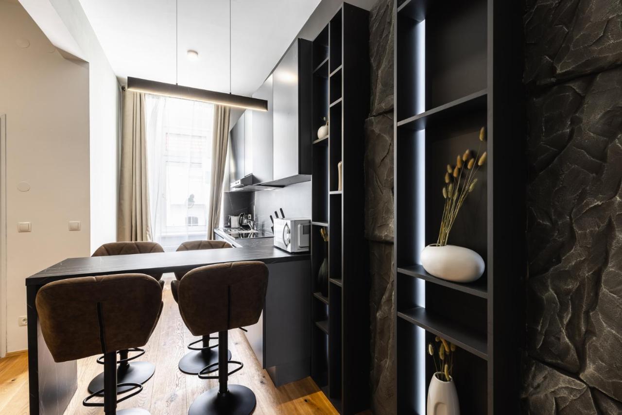 Classy And Elegant Apartments In A Calm Area 비엔나 외부 사진